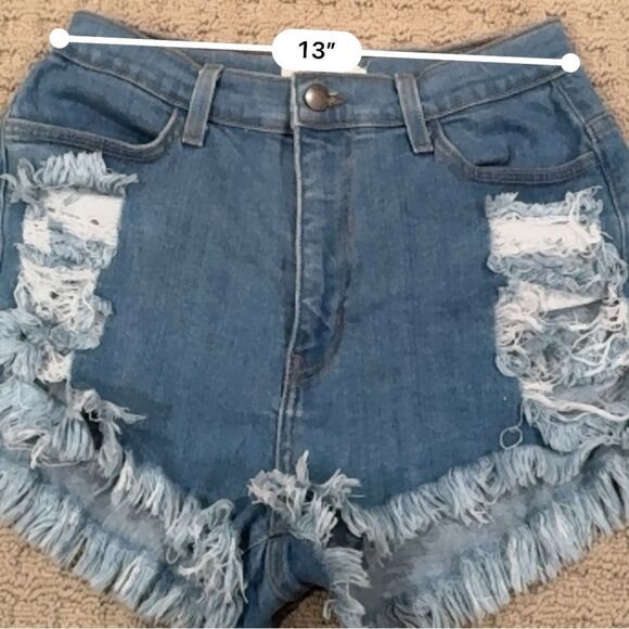 Vibrant M I U Frayed Denim High Waisted Jean Shorts Medium Blue Wash Sz Large - Picture 9 of 11